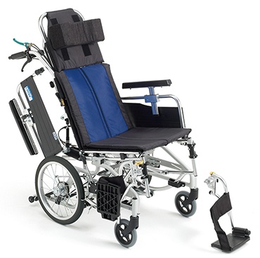 福祉タクシーミツワで導入したティルトリクライニング車イス(体圧分散と姿勢保持に対応)
